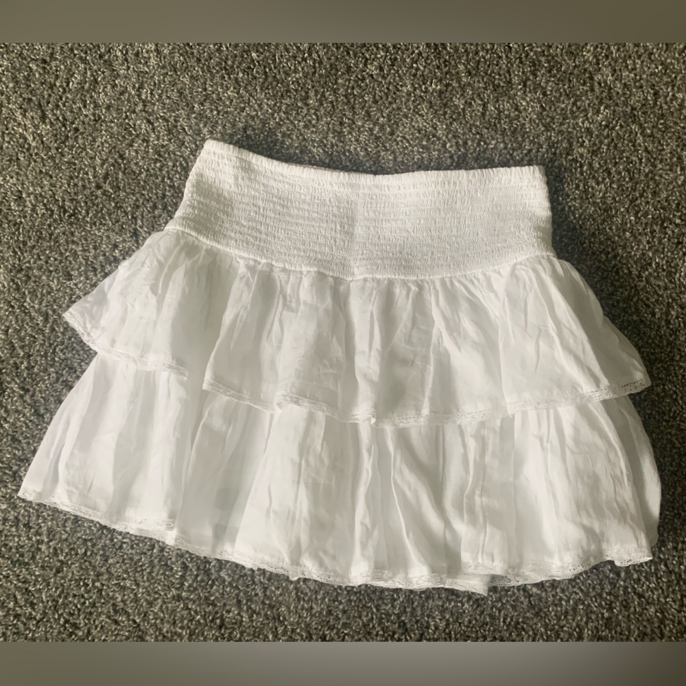American Eagle White Tiered Skirt